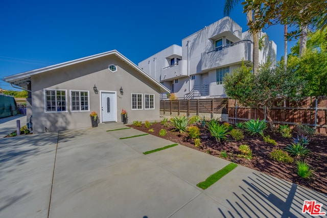 Photo - 1127 N Formosa Ave