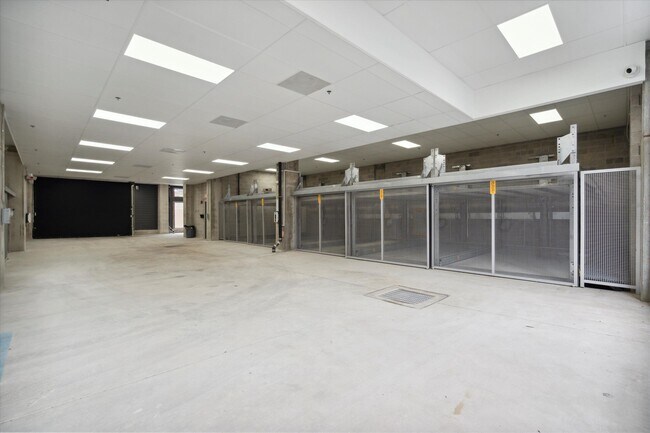 Photo - 2636 E York St Unidad 409