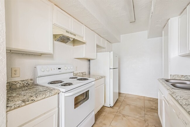 Photo - 6633 W Airport Blvd Unit 502