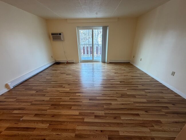 Photo - 116 Sutherland Rd Unit 1