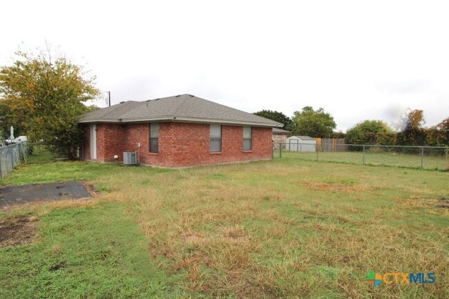 Photo - 704 N 4th St