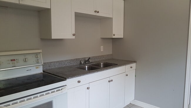 Photo - 125 Sutton St Unit 2