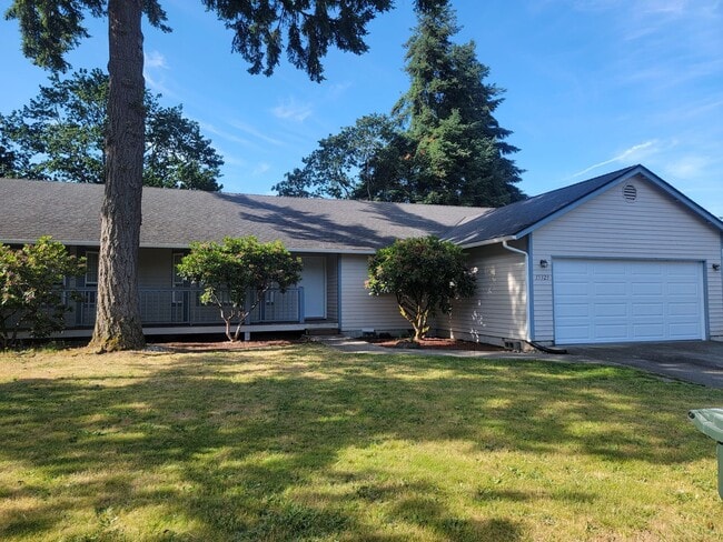 15321-15323 9th Ave E - 15321-15323 9th Ave E Apartment Unit 15323