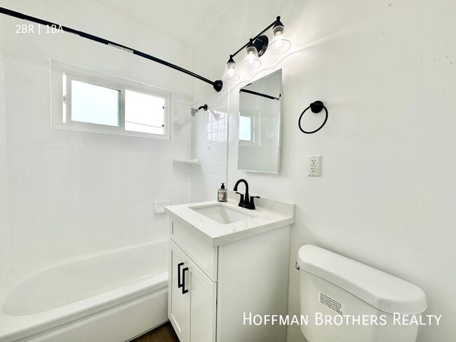 Photo - 2278 W Adams Blvd Unidad 5