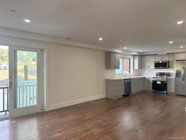 Photo - 15 Baylis Ct