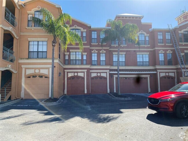 Building Photo - 2733 Via Cipriani Rental