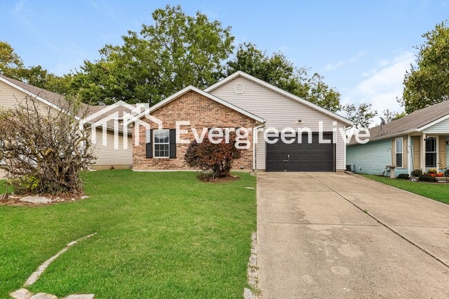 Building Photo - 2013 Monarch Dr