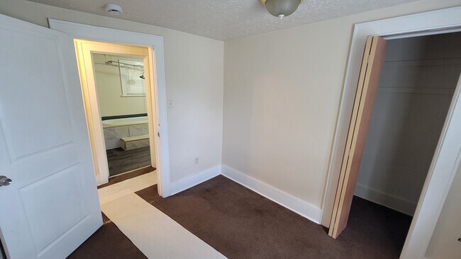 Photo - 1573 East Ave