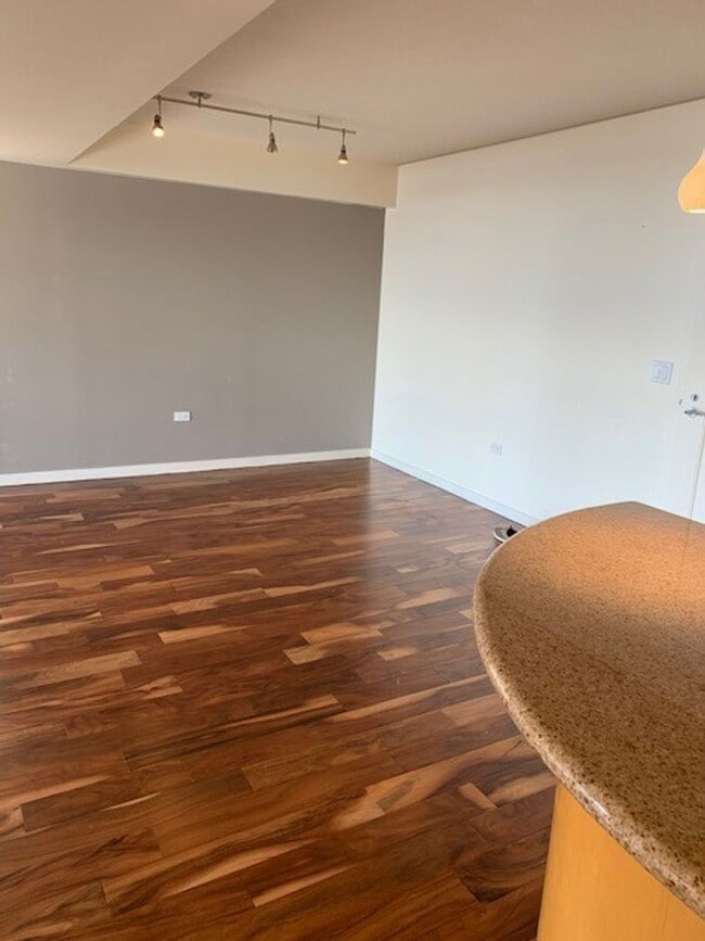 Photo - Moana Pacific - 2 bedroom plus den, 2 bath Condo with 2 parking - avail now!