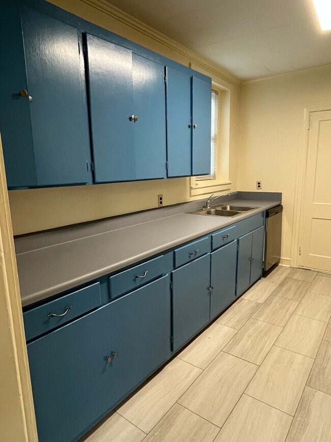 Building Photo - 200 E Montgomery St Unit E Rental