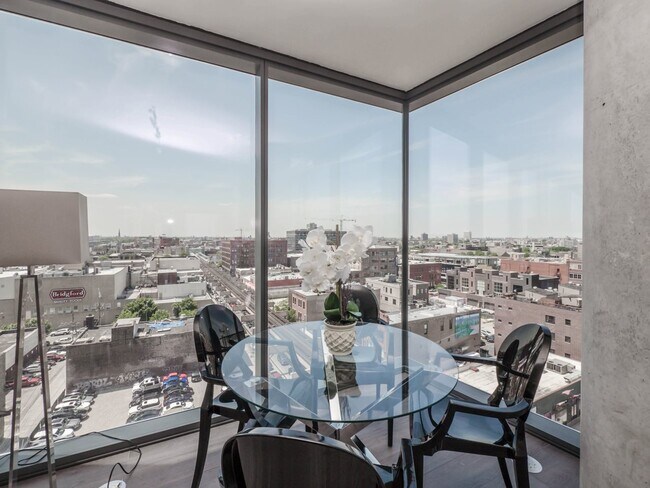 Photo - 600 W Fulton St Unit 2303