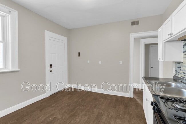 Photo - 1073 Grant St Unit 27