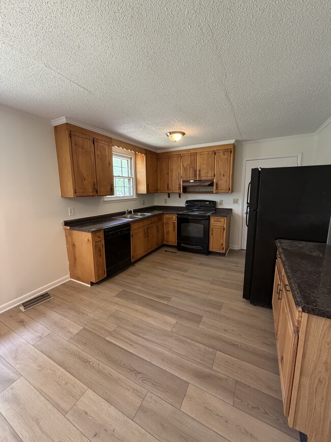 Photo - 131 Neal Blvd