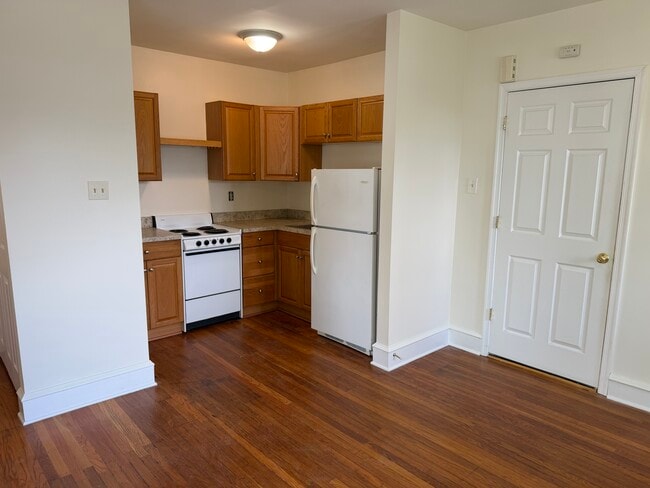 Photo - 17 N York Rd Unit #1 First Floor