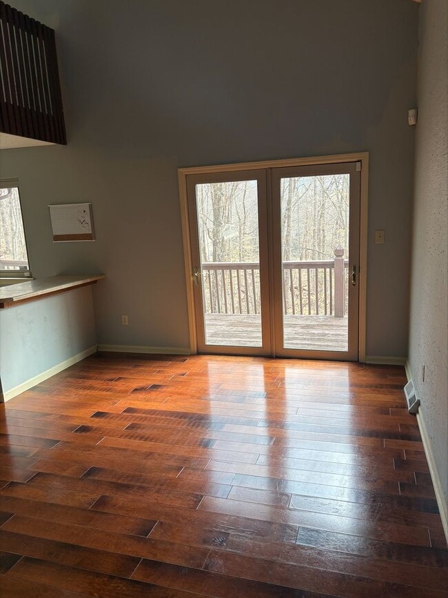 Photo - 2bed 2.5bath Condo Great Johnson City Location Close to ETSU