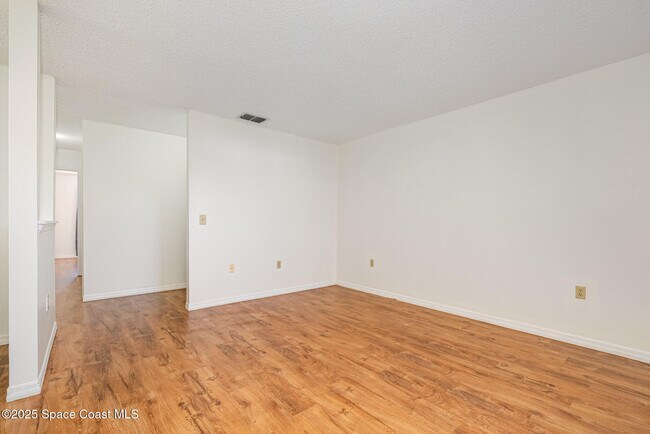 Photo - 110 Summer Pl Unit 2