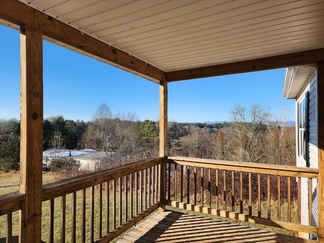 Photo - 312 McLean Heights Ct