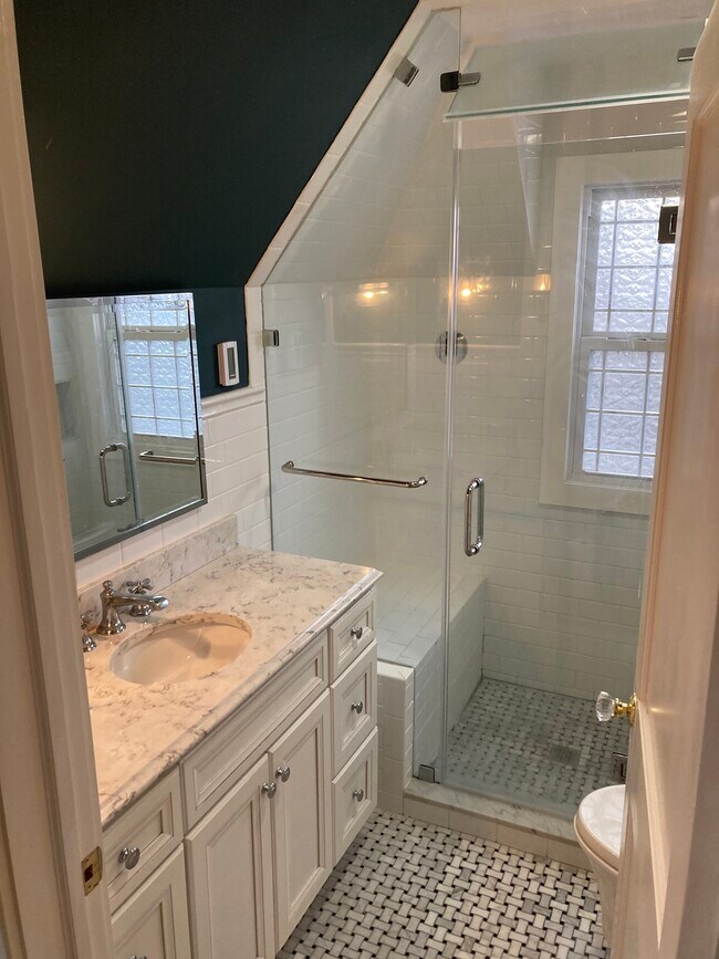 Photo - 1512 Delaware St