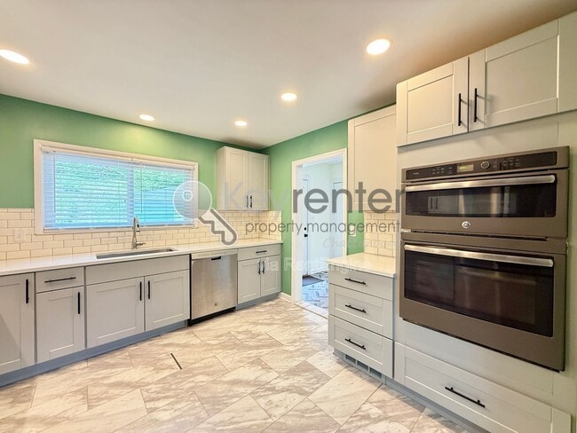 Photo - 3641 Thrushwood Dr