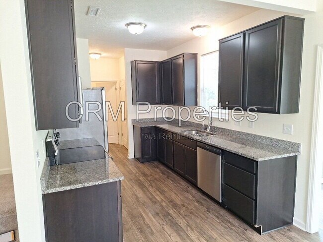 Photo - 6309 Pinebark Pl