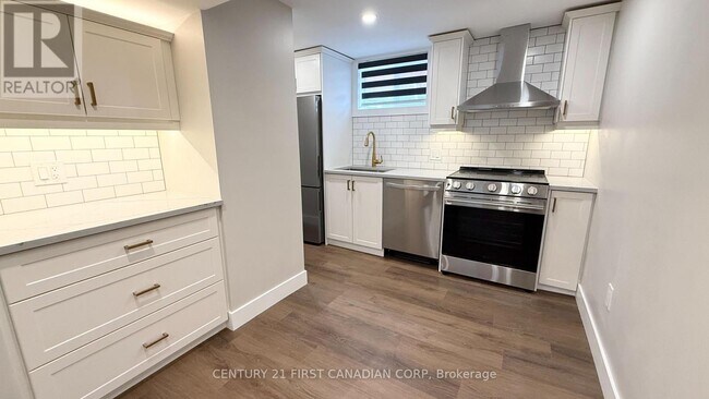 Photo - 294 Vancouver St