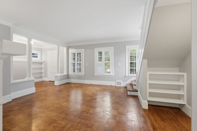 242 32nd Ave
