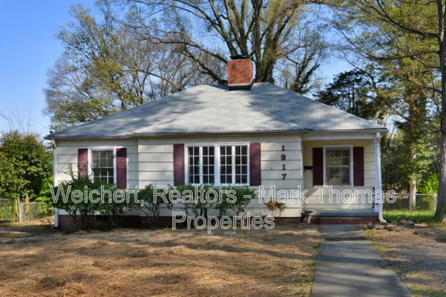 Building Photo - 1817 Hillcrest Dr Rental