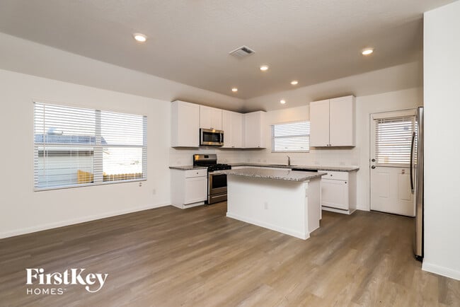 Photo - 13027 Rosemary Cove