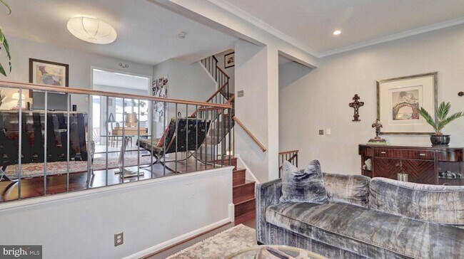 Photo - 44072 Florence Terrace