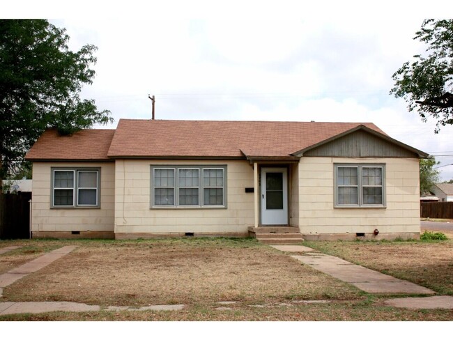Photo - 2702 42nd St House