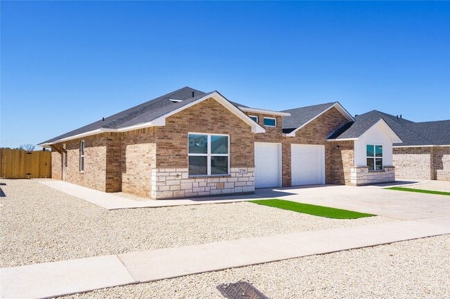 Photo - 2610 Roman Ln