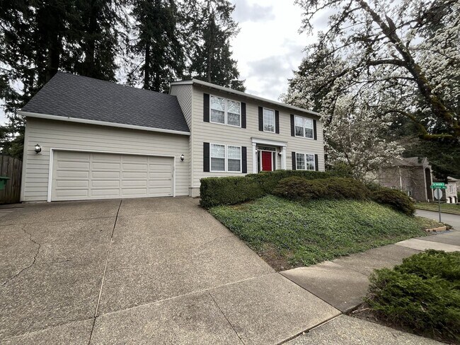 Photo - Stunning 4BR Home with Formal Living & Dining, Office & Gourmet Kitchen