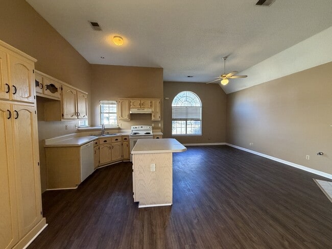 Photo - 6675 Whitten Pine Dr