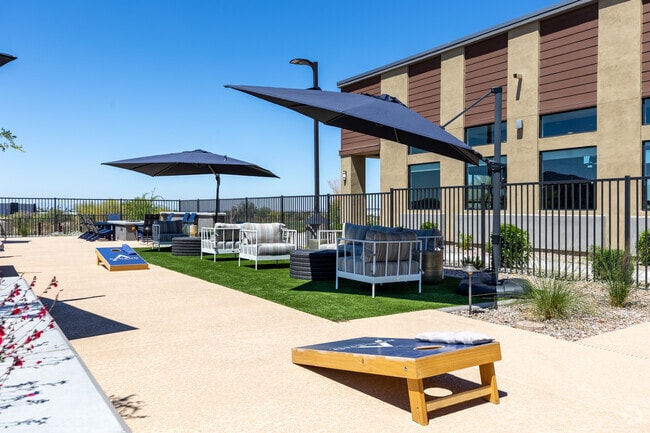 Building Photo - Ascend at Longbow Highpoint