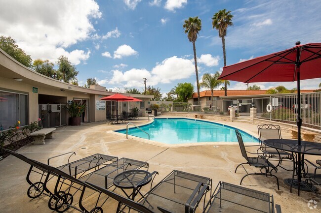 Building Photo - Fountain Estates Apartments