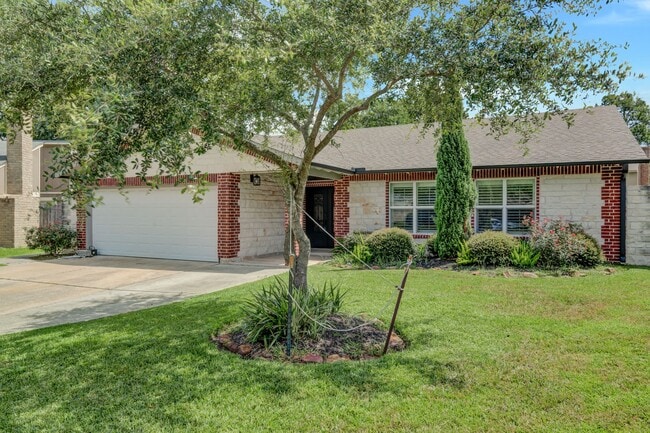 Photo - 831 Bradwell Dr
