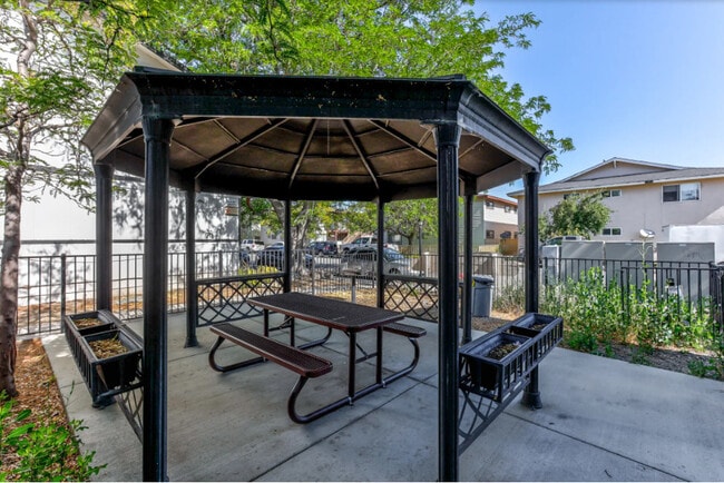 Sierra View Apartments