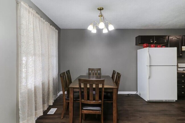 Photo - 1622 Iowa St