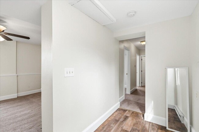 Photo - 100 E 8th St