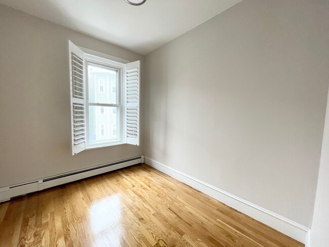 Photo - 130 P St Unit 2