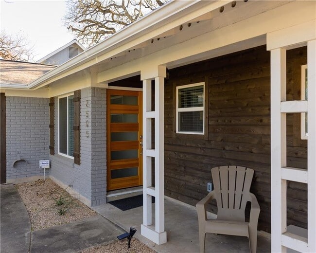 Photo - 2505 Rogge Ln