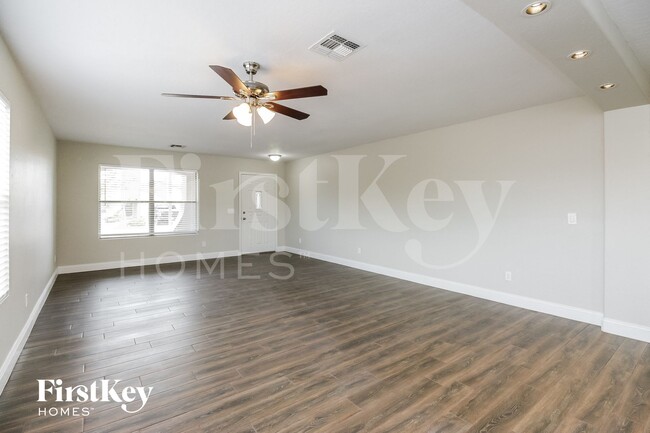 Photo - 2863 W San Carlos Ln