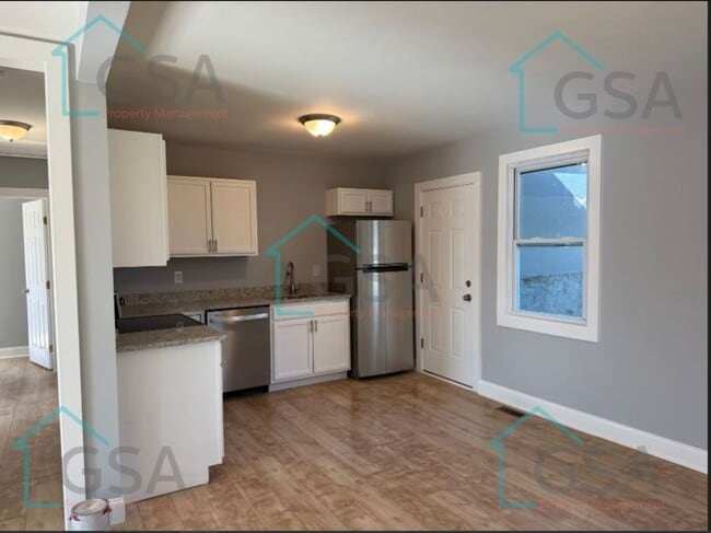 Photo - 3 Bedroom 2 Bathroom Home Minutes from Downtown Spartanburg