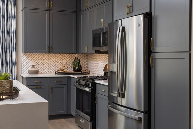 Photo - 30W144 Wheeler Cir Unit Wheeler