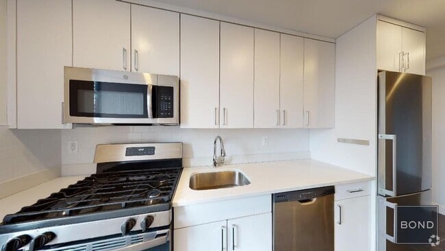 Building Photo - 20 Fifth Avenue Unit 14A Rental