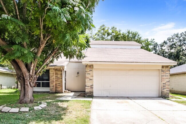 Building Photo - 10618 Plum Lake Dr