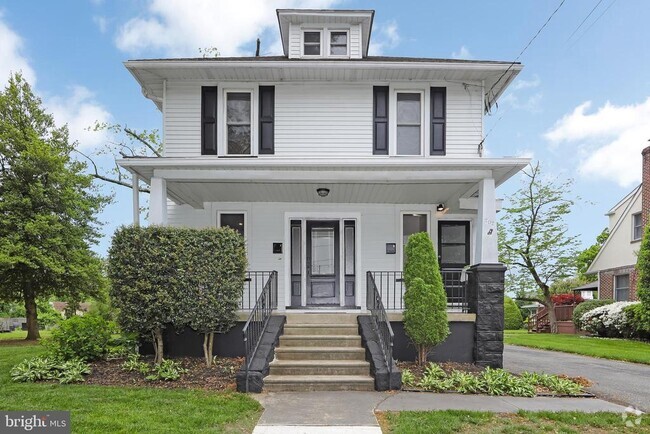 Building Photo - 202 S Lincoln Ave Rental