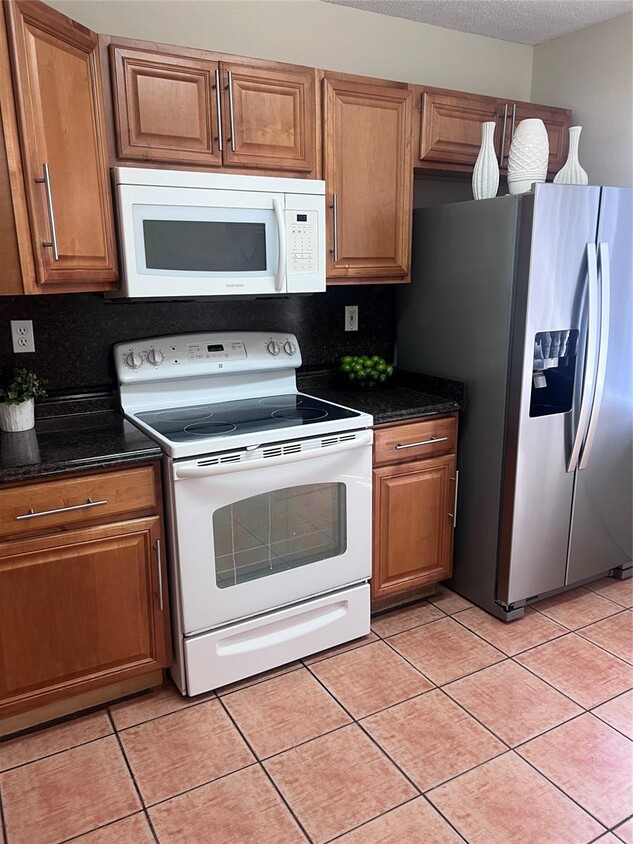 Photo - 167 Riviera Cir (Weston, FL)