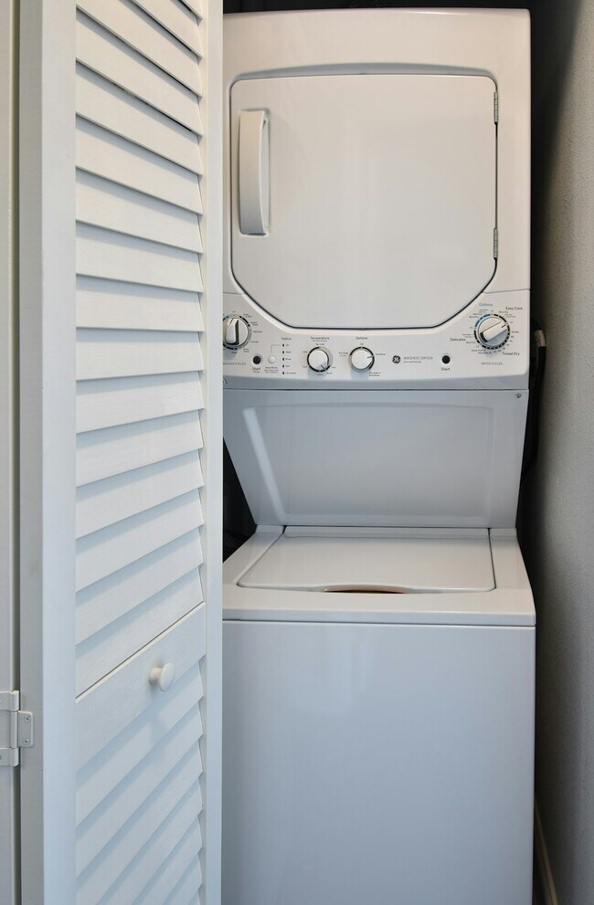 Photo - 111 73rd Ave N Unit 2