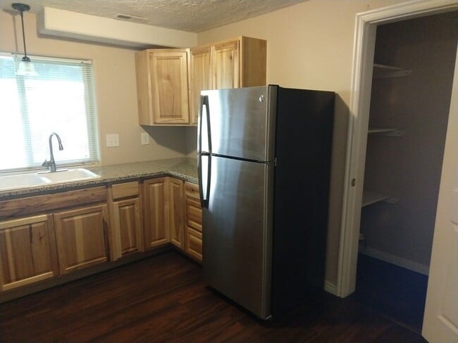 Photo - 4045 W Juniper Rd